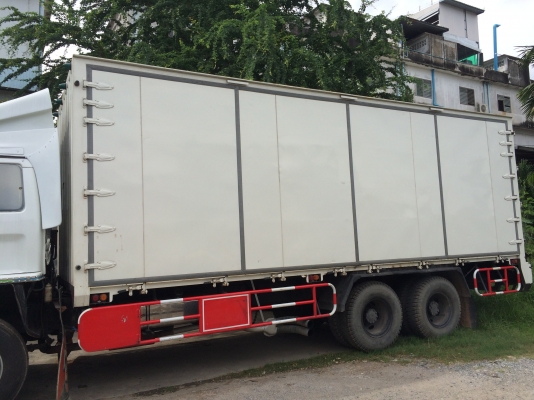 ขายตู้ 7.50 ม.  สภาพนางฟ้า.  สนใจติดต่อ. 0860811872