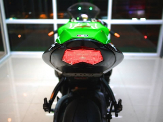 ขาย Kawazaki Zx10 ปี 2009 พร้อมทะเบียนแท้ไม่ขาดต่อ รถสวย เครื่องดีมากๆ