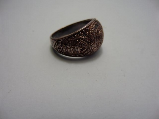 แหวนพระรัตนจักร ปี 2546 เนื้อนวโลหะ หลวงปู่ชื้น วัดญาณเสน