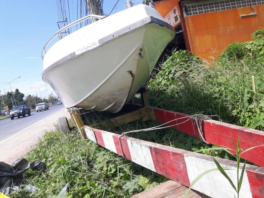 ขายด่วน เรือไฟเบอร์ 22ฟุต พร้อมเทรนเลอร์