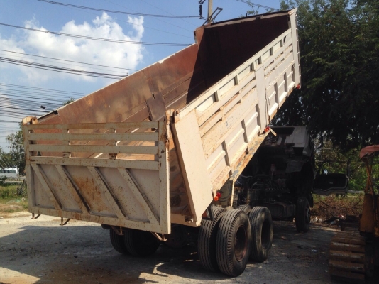 ขายรถบรรทุกสิบล้อดัมพ์ ISUZU เครื่อง 270 แรง ปี 51 กระบะดัมพ์ ทะเบียนพร้อม เข้าไฟแนนซ์ได้เต็ม เครดิตดี ขายรถบรรทุกสิบล้อดัมพ์ ISUZU เครื่อง 270 แรง ปี 51 กระบะดัมพ์ ทะเบียนพร้อม เข้าไฟแนนซ์ได้เต็ม เครดิตดี