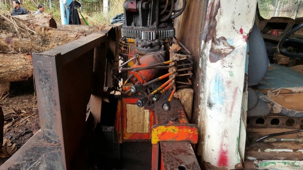 ขายตามสภาพ 6 ล้อ HINO KM310 ติดเครน TADANO 2.9 ตัน 2 ปลอก รถใช้งานได้ปกติ เอกสารเล่มทะเบียนมีครบ ขายตามสภาพ 6 ล้อ HINO KM310 ติดเครน TADANO 2.9 ตัน 2 ปลอก รถใช้งานได้ปกติ เอกสารเล่มทะเบียนมีครบ