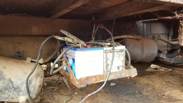 ขายตามสภาพ 6 ล้อ HINO KM310 ติดเครน TADANO 2.9 ตัน 2 ปลอก รถใช้งานได้ปกติ เอกสารเล่มทะเบียนมีครบ ขายตามสภาพ 6 ล้อ HINO KM310 ติดเครน TADANO 2.9 ตัน 2 ปลอก รถใช้งานได้ปกติ เอกสารเล่มทะเบียนมีครบ