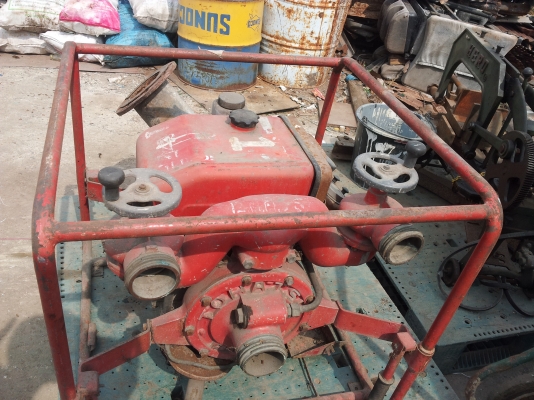 ขายเครื่องยนต์เบนซิน 2 สูบติดปั้มหอยดับเพลิง ขายเครื่องยนต์เบนซิน 2 สูบติดปั้มหอยดับเพลิง