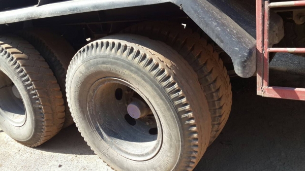 ขายหางพ่วงดัมพ์ 3 เพลา เพลาเหลี่ยมยอร์ค ราคา 280000