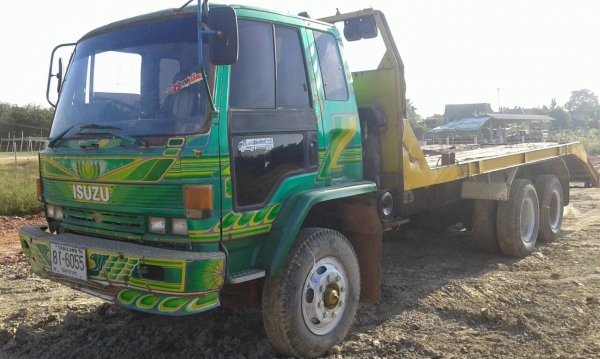 ขายรถบรรทุก 10 ล้อเทรลเลอร์ ISUZU ROCKY คัสซีจัมโบ้ เครื่อง 240 หัว 210 2 เพลา ราคา 600000