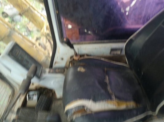 ขายรถแบคโฮ SAMSUNG SE210LC เอกสารเล่มทะเบียน ราคา 450000