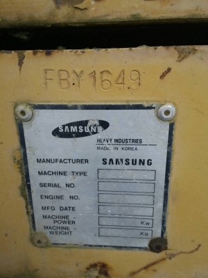 ขายรถแบคโฮ SAMSUNG SE210LC เอกสารเล่มทะเบียน ราคา 450000