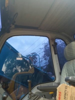 ขายรถแบคโฮ KOBELCO SK200-6 YN10 เอกสารเล่มทะเบียน ราคา 1600000