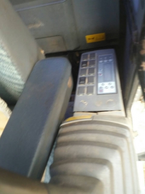 ขายรถแบคโฮ KOBELCO SK200-6 YN10 เอกสารเล่มทะเบียน ราคา 1600000