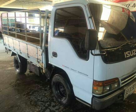 สีล้อ อีซูซุ NKR 88ปี43ช่วงสั้น3.20ม สภาพดีสวยบางเดิมพร้มใช้ ทะเบียนพร้อมโอน