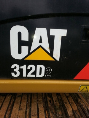 ขายรถแบคโฮ CAT 312D-2 2100 ชม.ราคา 1950000
