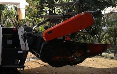 รถเกี่ยวนวดข้าวแบบอุ้ม KUBOTA DC-95 GM Plus ปี55 1,5xx ชม. พร้อมเทเลอร์ลากจูงแบบ2เพลา เล่มทะเบียนครบ **ขาย KUBOTA DC-95GM Plus ปี55 รถเกี่ยวนวดข้าวแบบอุ้ม1.4ตัน เดิมบาง ใช้งานน้อย พร้อมเทเลอร์ลากจูง เล่มทะเบียนครบ พร้อมลุยงาน KUBOTA รถเกี่ยวนวดข้าวแบบอุ้ม KUBOTA DC-95 GM Plus ปี55 1,5xx ชม. พร้อมเทเลอร์ลากจูงแบบ2เพลา เล่มทะเบียนครบ **ขาย KUBOTA DC-95GM Plus ปี55 รถเกี่ยวนวดข้าวแบบอุ้ม1.4ตัน เดิมบาง ใช้งานน้อย พร้อมเทเลอร์ลากจูง เล่มทะเบียนครบ พร้อมลุยงาน KUBOTA