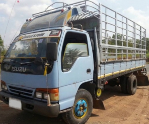 ISUZU NPR 120 HP 4HF1 ปี 40 เครื่องฝาขาว รถบรรทุกหกล้อ กระบะเหล็กคอกสูงความยาว 4.30 เมตรสวยจัดพร้อมบรรทุกพร้อมใช้งานครับ เครื่องแน่นแรงดีเดิมๆ ภายในเก๋งคอนโซลสวยครบพร้อม พวงมาลัยธรรมดา ช่วงล่างแน่นดีคัชซีสวยเดิมมากครับ ยาง 8.25 ขอบ 16 สภาพดีประมาณ 70\% พร้ ISUZU NPR 120 HP 4HF1 ปี 40 เครื่องฝาขาว รถบรรทุกหกล้อ กระบะเหล็กคอกสูงความยาว 4.30 เมตรสวยจัดพร้อมบรรทุกพร้อมใช้งานครับ เครื่องแน่นแรงดีเดิมๆ ภายในเก๋งคอนโซลสวยครบพร้อม พวงมาลัยธรรมดา ช่วงล่างแน่นดีคัชซีสวยเดิมมากครับ ยาง 8.25 ขอบ 16 สภาพดีประมาณ 70\% พร้