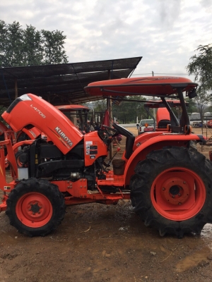 ขายคูโบต้าL4708พร้อมดันหน้า สภาพเดิมๆเลยคับ รถใช้งานน้อย710ชั่วโมงคับ