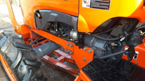 ขายรถไถคูโบต้าL3608สภาพเดิมๆพร้อมดันหน้าผาน6 รถใช้งานน้อย643ชั่วโมง