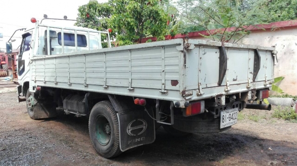 ขายรถบรรทุก 6 ล้อกระบะคาร์โก้ HINO FC120 แรงม้าปี 2539 ราคา 3350000