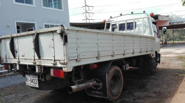 ขายรถบรรทุก 6 ล้อกระบะคาร์โก้ HINO FC120 แรงม้าปี 2539 ราคา 3350000