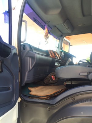 ขายรถบรรทุก 10 ล้อหัวลาก HINO MEGA  320 แรงม้าปี 2550 ราคา 1350000