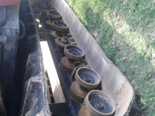 รถเกี่ยว DC 70