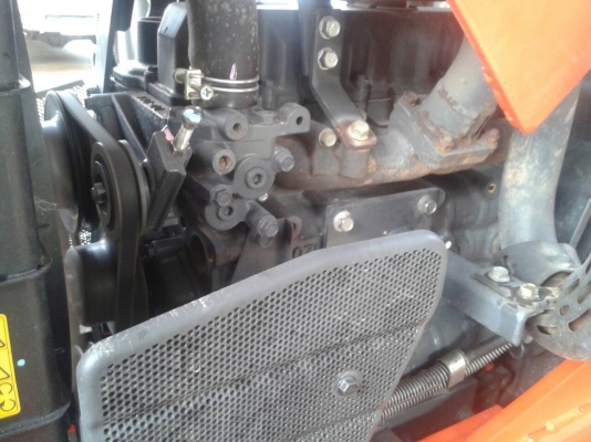 KUBOTA M7040 ใบดัน หาง1พวง ชั่วโมง 3พันก่า รถสวยเดิมครับ