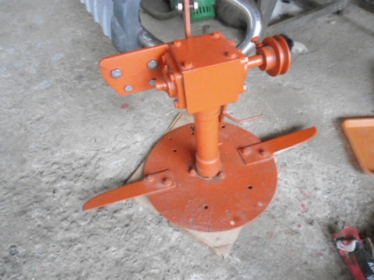 ขายอุปกรณ์ชุดตัดหญ้าติดหน้ารถไถนาเดินตาม