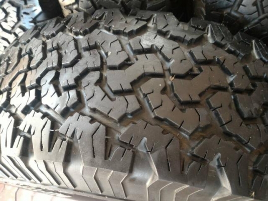 ขายยาง  BF  265 x 70 x 17  พร้อมล้อใหม่  TE 37V