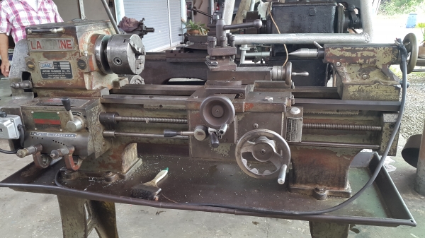 แท่นกลึง 4 ฟุต 2 เพลา ไฟบ้าน เครื่องแน่น สีเดิมๆ พร้อมใช้งาน ด่วนๆๆ 38,000