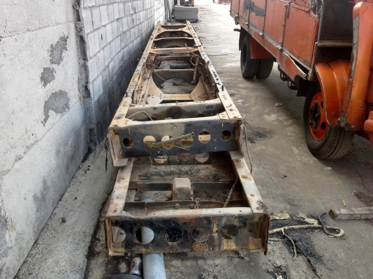 ขาย ครัซซีเปล่าISUZUนางฟ้า195 (ไม่มีเล่มทะเบียน)มี2เส้น