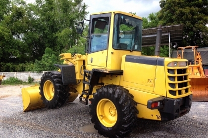 KOMATSU WA 100-3 นำเข้าจากญี่ปุ่น 090-986-2521 อ๊อบ