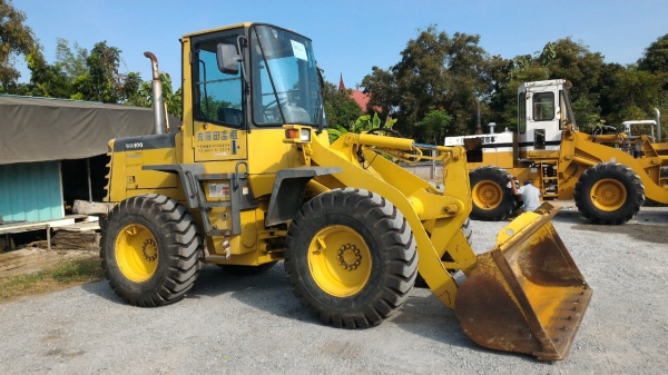 อีกคันครับ wa100-3 นำเข้าจากญี่ปุ่น 090-986-2521 อ๊อบ