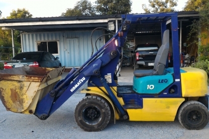 Komatsu SD10C-5 เครื่องดีเซล รุ่นใหม่มาก เก่าญี่ปุ่น โทร.090-986-2521 อ๊อบ