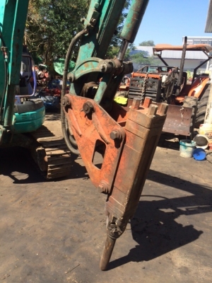 ขายแบ็คโฮ พร้อม หัวกระแทก KOMATSU PC30