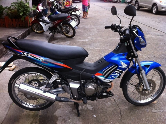 Sonicปี 46 สตาร์ทมือ รถสวยมาก เครื่องเดิม แน่นๆ มีเล่ม เอกสารครบ ไม่ผิดหวังแน่นอน โทร. 02-9165022,099-0812001