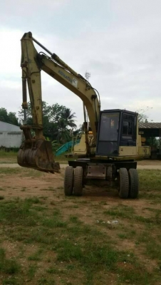 รถขุดล้อยางโคมัสสุ 100- 3  พร้อมใช้งาน เล่มพร้อม.....