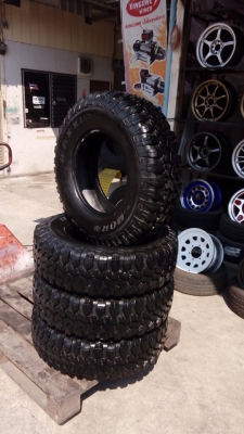 ...  ขายยาง MT 235-85-16  สวยๆ  2 ชุด ...