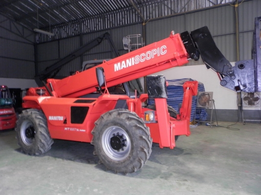 รถเอนกประสงค์ นำเข้ามาจากประเทศฝรั่งเศษ สามารถเปลี่ยนหัวเป็น เครน รถตัก กระเช้า งาฟอร์คลิฟท์