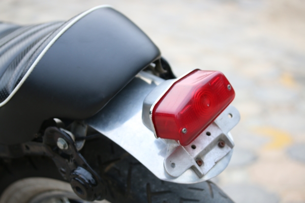 Yamaha SR400 แต่งคาเฟ่