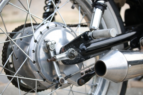 Yamaha SR400 แต่งคาเฟ่