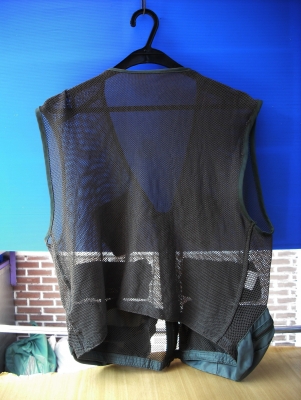 เสื้อกั๊กแบบเสื้อนักบิน เสื้อกั๊กแบบเสื้อนักบิน