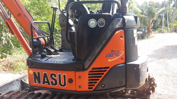 ขายด่วนรถขุดเล็ก HITACHI ZAXIS 35U-2รุ่นใหม่ล่าสุด รถนอกแท้ สภาพสวยมาก