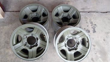 ขายล้อแม็กซ์ ซูซุกิ มือสองญี่ปุ่น และ ของกระบะทั่วไปหลายชุด ขายล้อแม็กซ์ ซูซุกิ มือสองญี่ปุ่น และ ของกระบะทั่วไปหลายชุด