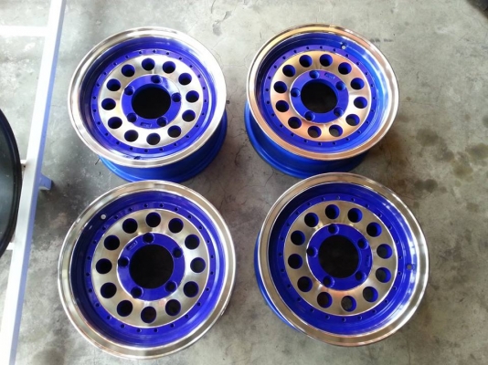 ขายล้อแม็กซ์ ซูซุกิ มือสองญี่ปุ่น และ ของกระบะทั่วไปหลายชุด