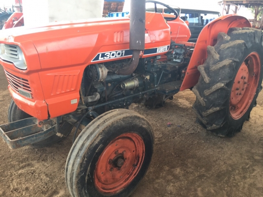 ขายคะ รถไถคูโบต้า L3001 รถพร้อใช้งาน