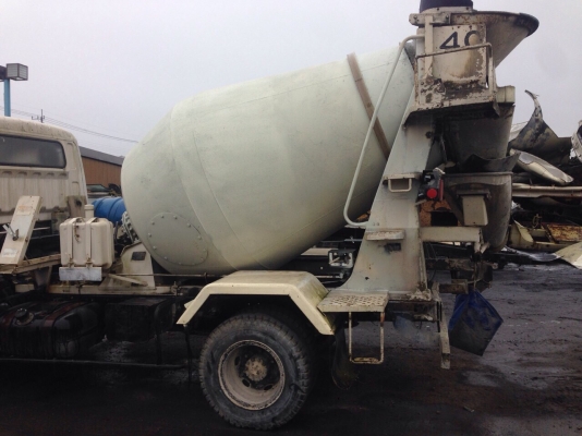 ขายจ้ารถโม่ปูนมือสองญี่ปุ่น MITSUBISHI FUSO เครื่อง6D16