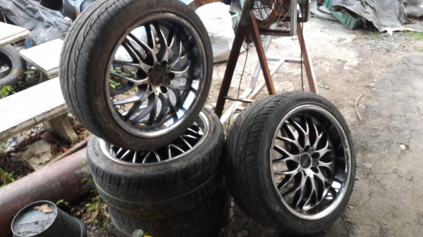 ขายแม๊ค ขอบ18พร้อมยาง แม็คนอก 5รู ขายแม๊ค ขอบ18พร้อมยาง แม็คนอก 5รู