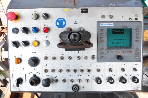 VOGELE S1600-1 Y2003