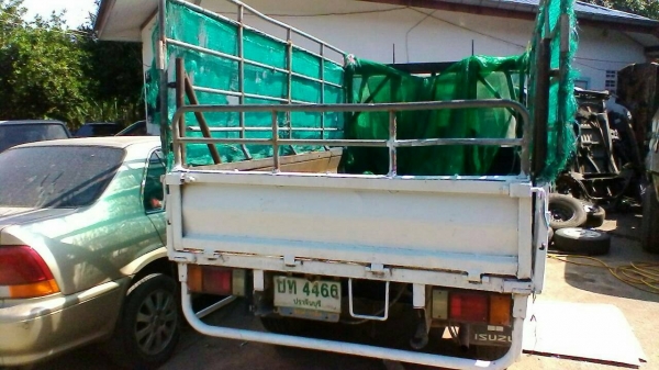 สี่ล้อ อีซูชุ NKR100ปี48 ป้ายเล็กไม่ติดเวลา สภาพดีสวยพร้อมใช้ แอร์ พ.เวอร์ ทะเบียนพร้อมโอน