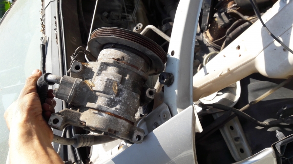 คอมแอร์ วีออส ญี่ปุ่น