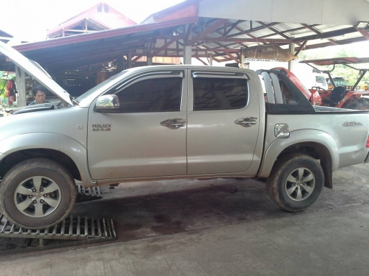 TOYOTA VIGO 3.0 4x4 โฟวีลแท้ปี48 รถสวยเดิมบาง